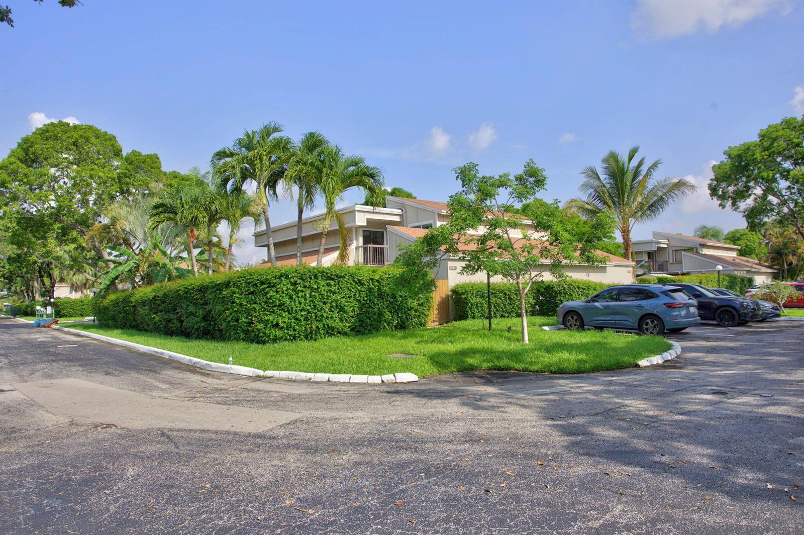 501 NW 132nd Terrace, Plantation FL 33325
