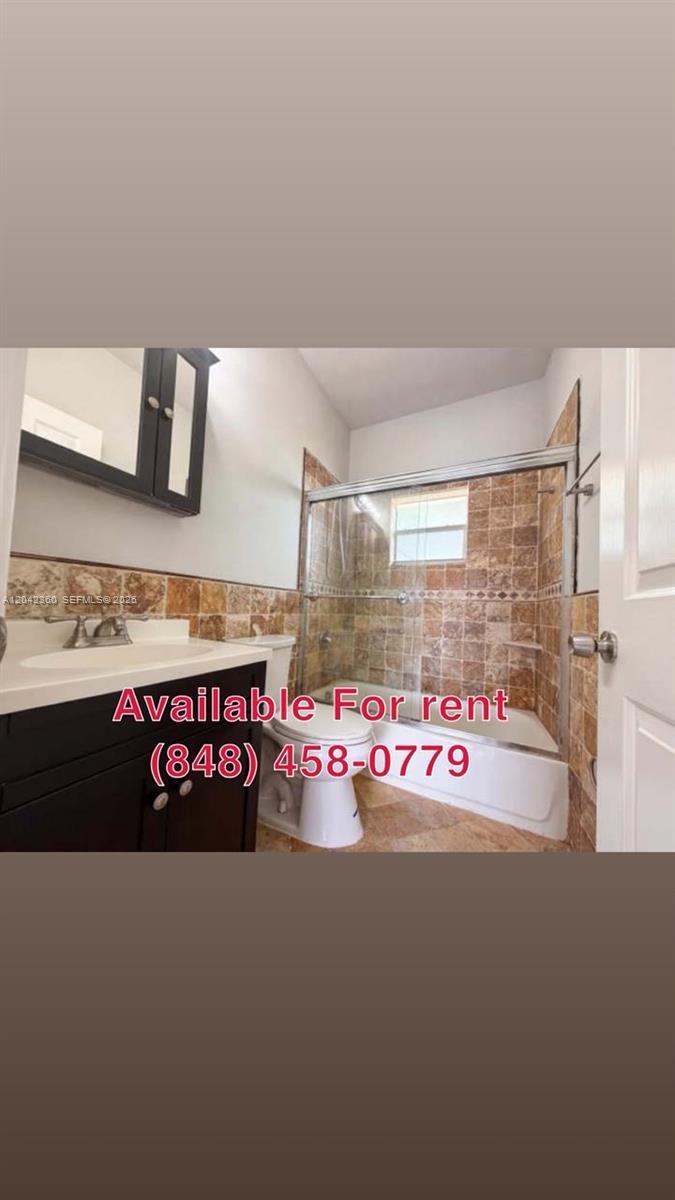 453 N Deerfield Ave, Deerfield Beach FL 33441 photo 5