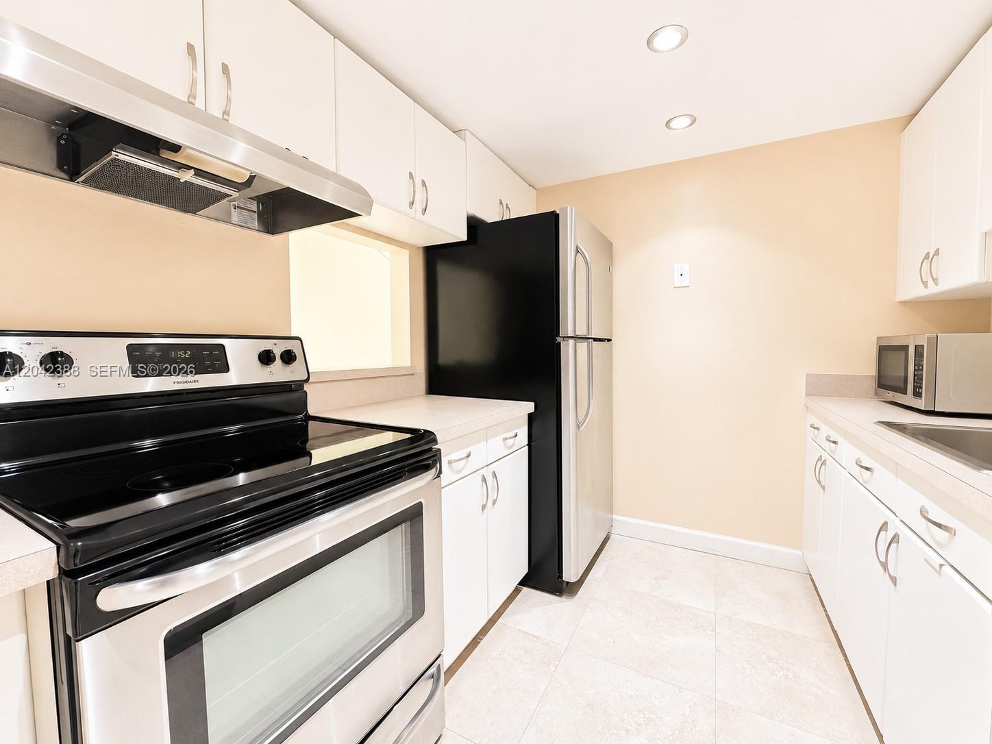 14421 N Kendall Dr # 000, Miami FL 33186 photo 3
