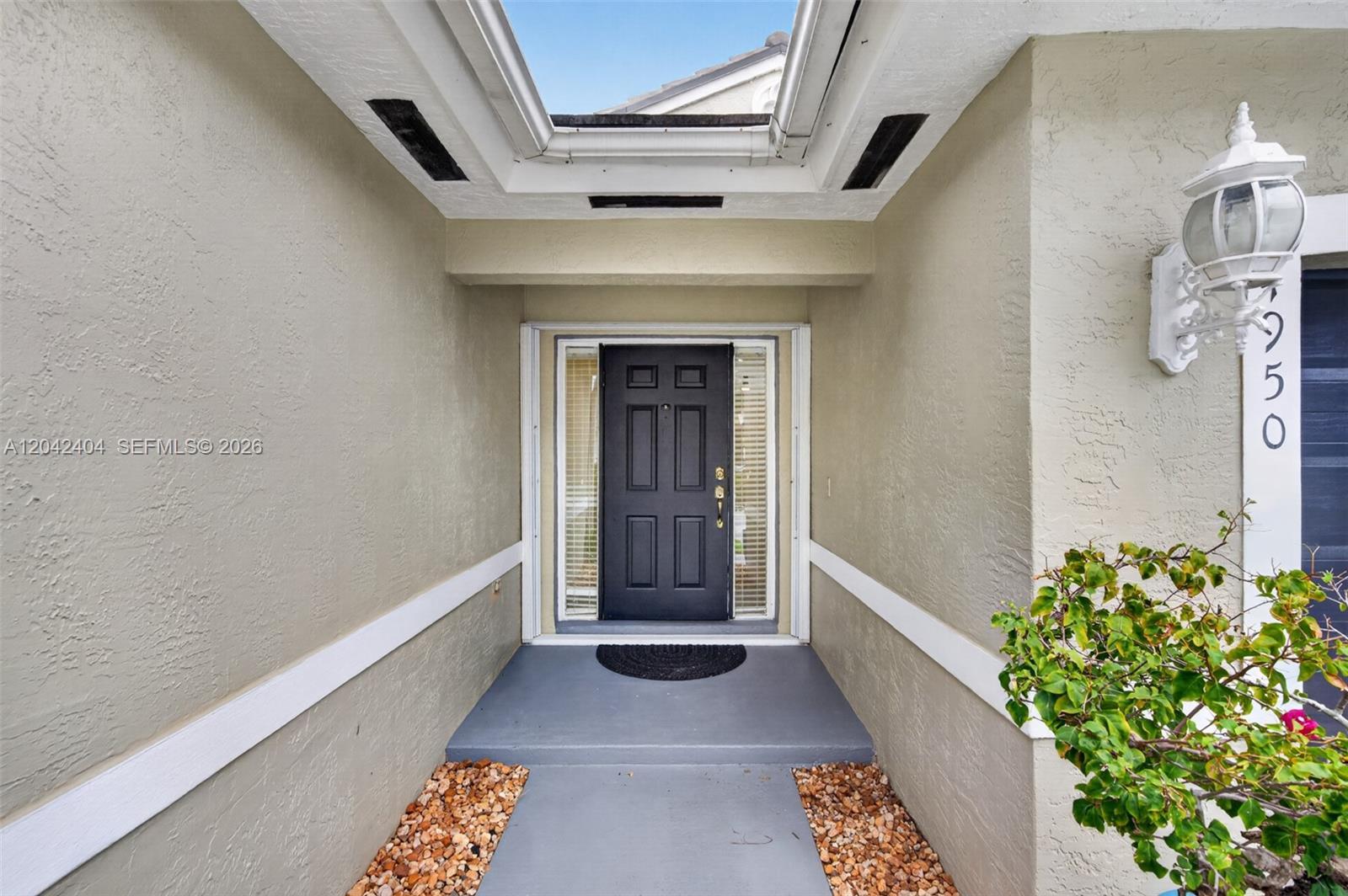 4950 SW 152nd Ave, Miramar FL 33027 photo 2