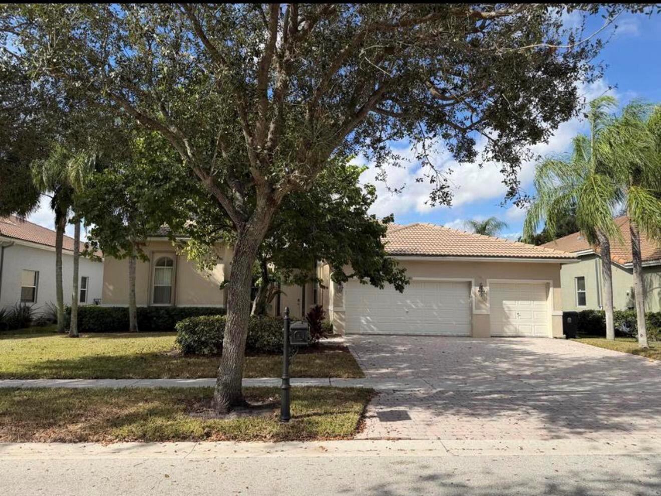 10440 Cypress Lakes Preserve Drive, Lake Worth FL 33449 photo 4