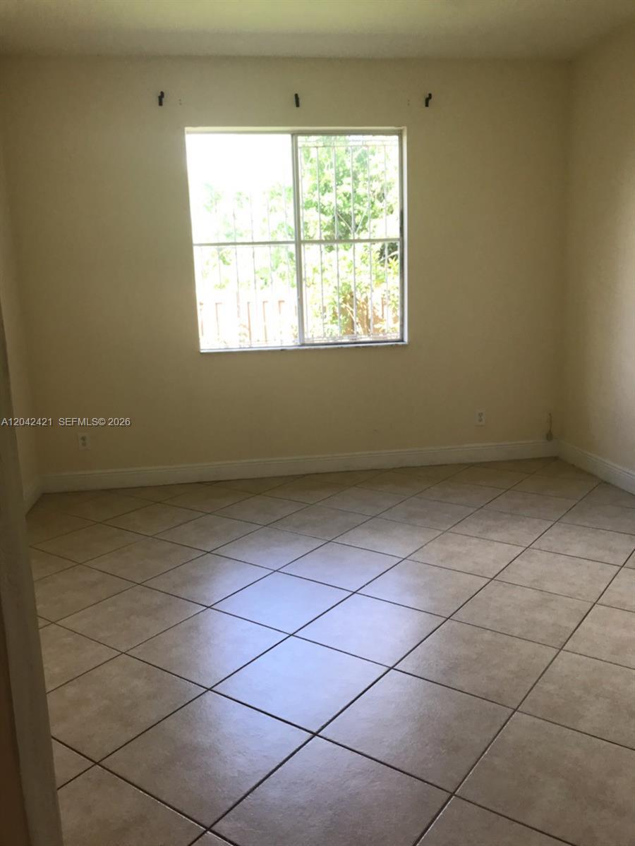 5 SW 14th Ter, Homestead FL 33030 photo 5