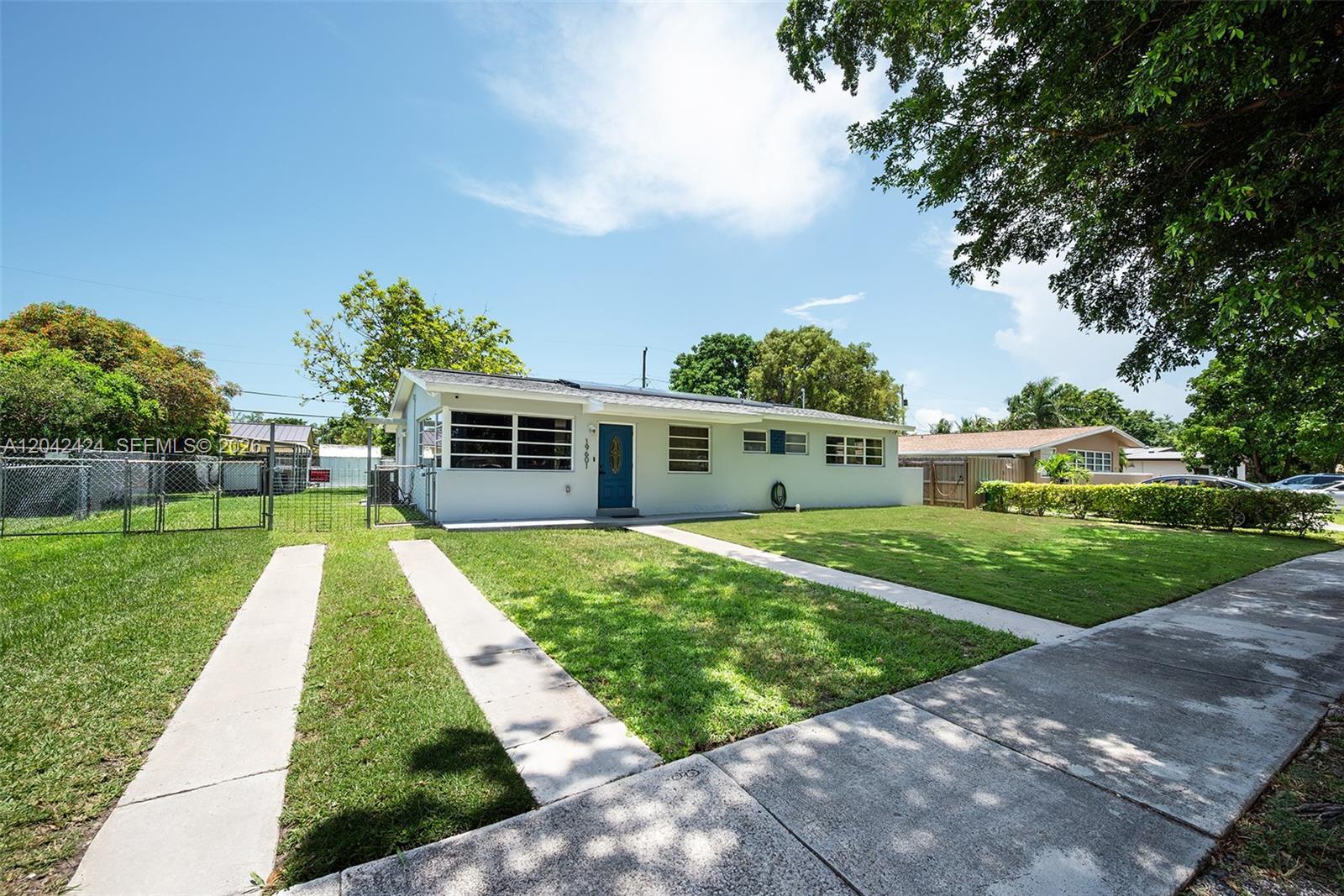 19601 Belview Dr, Cutler Bay FL 33157