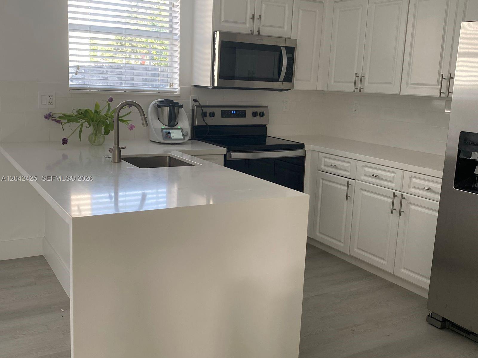 5245 NW 112th Ave # 8, Doral FL 33178 photo 4