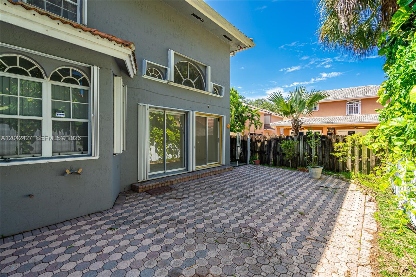 15251 NW 89th Ave, Miami Lakes FL 33018 photo 4