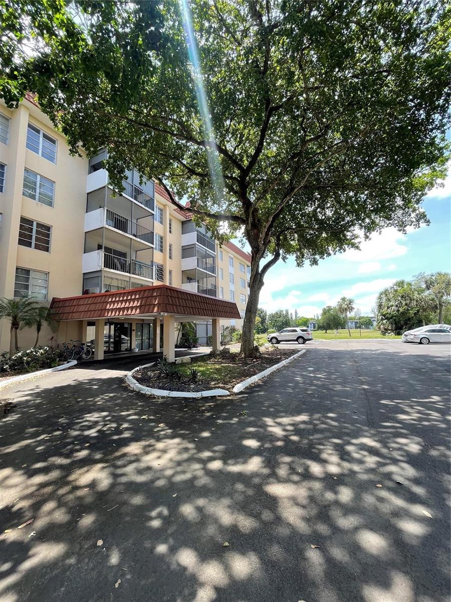4158 Inverrary Drive # 111, Lauderhill FL 33319 photo 3