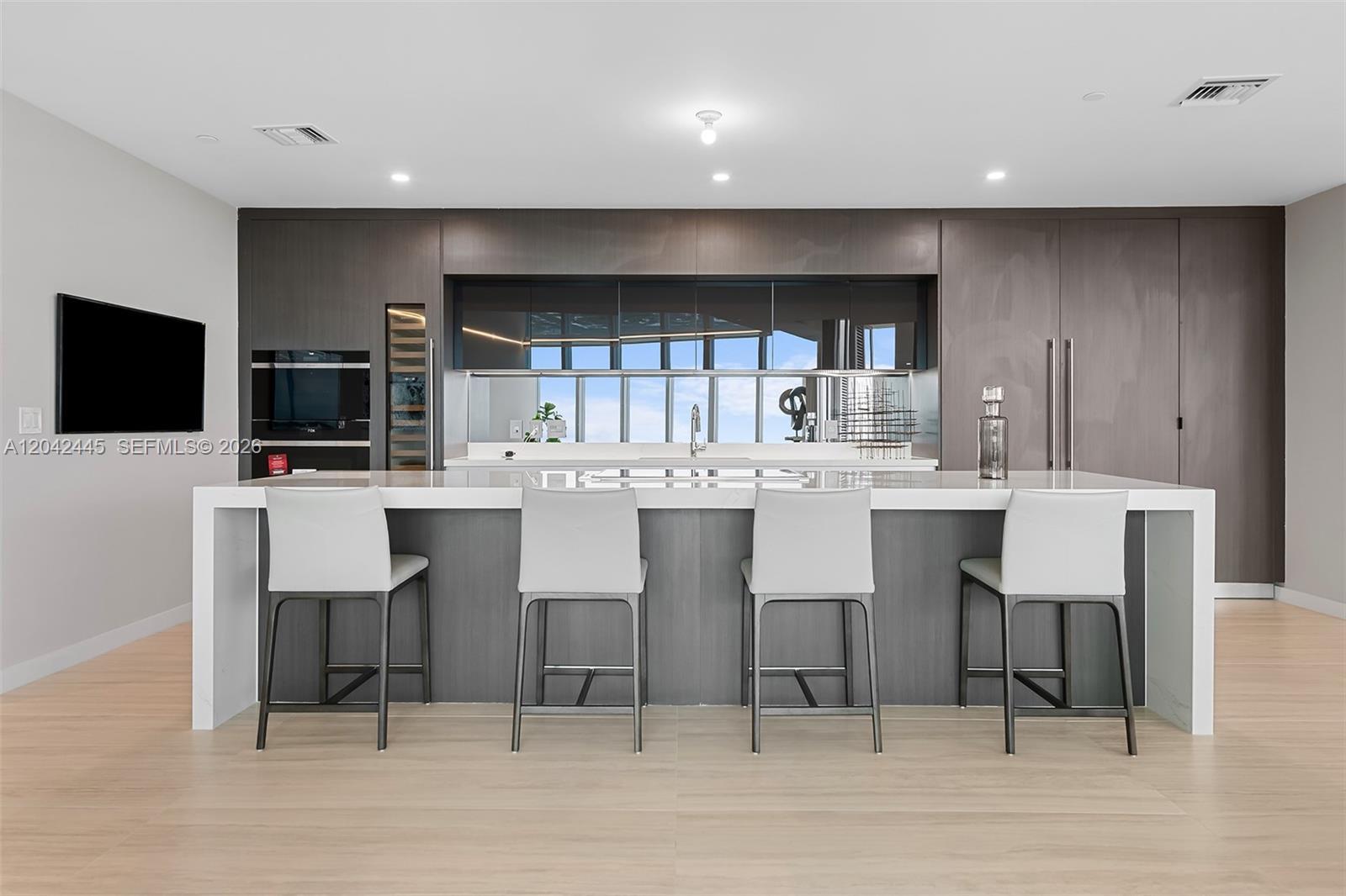 851 NE 1st Ave # 4912, Miami FL 33132 photo 5