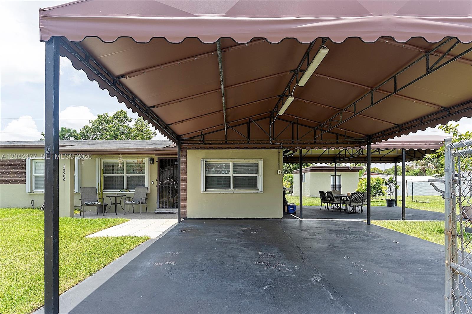 Homestead, FL 33032 photo 2