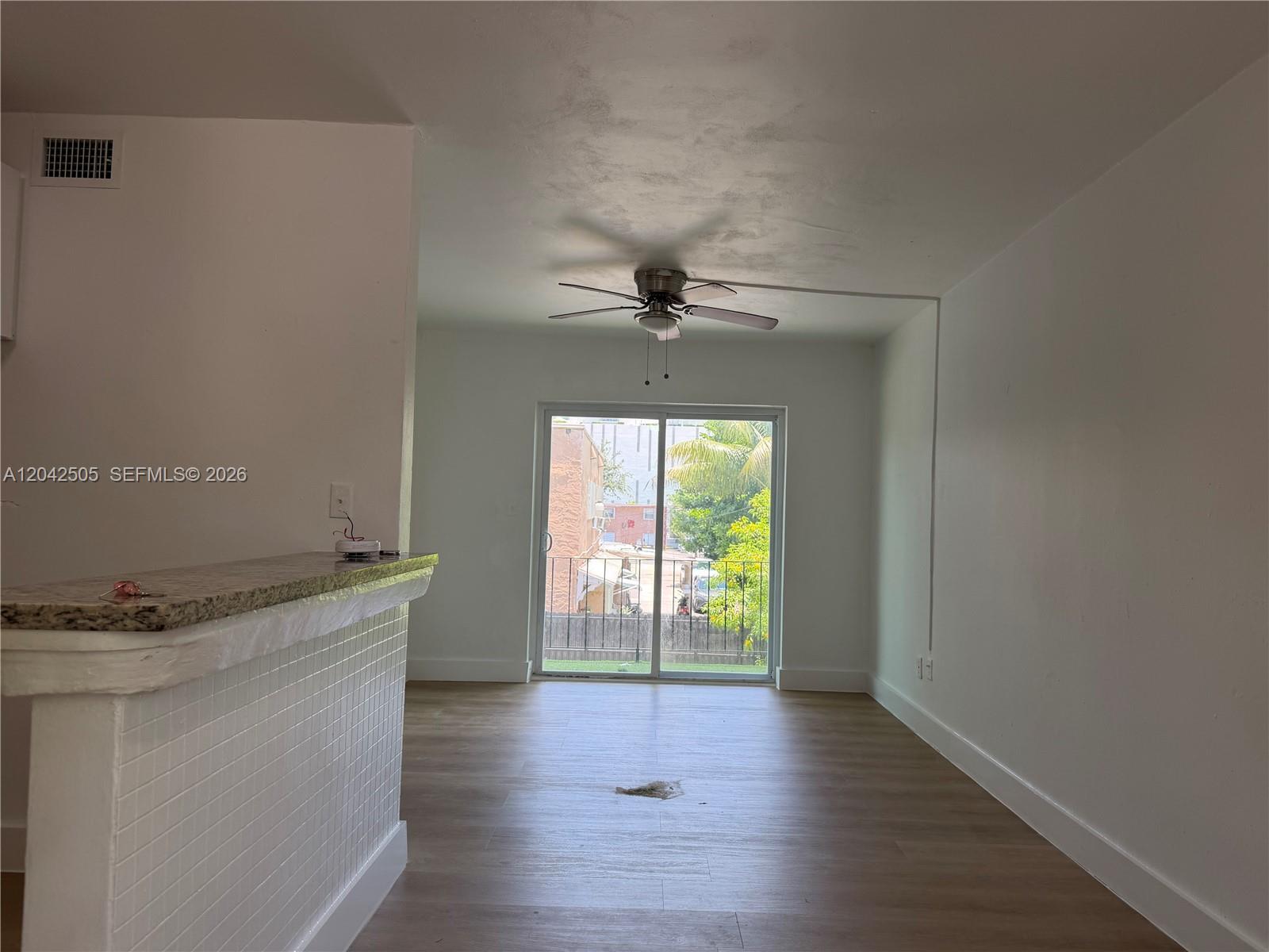 1021 NW 5th St # 6, Miami FL 33128 photo 2