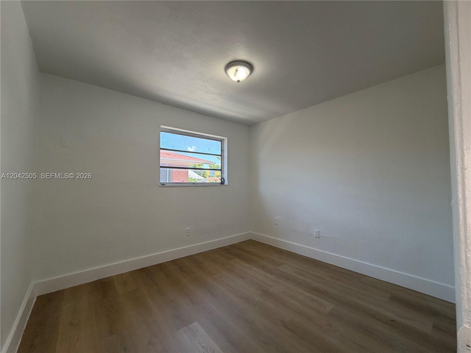 1021 NW 5th St # 6, Miami FL 33128 photo 3