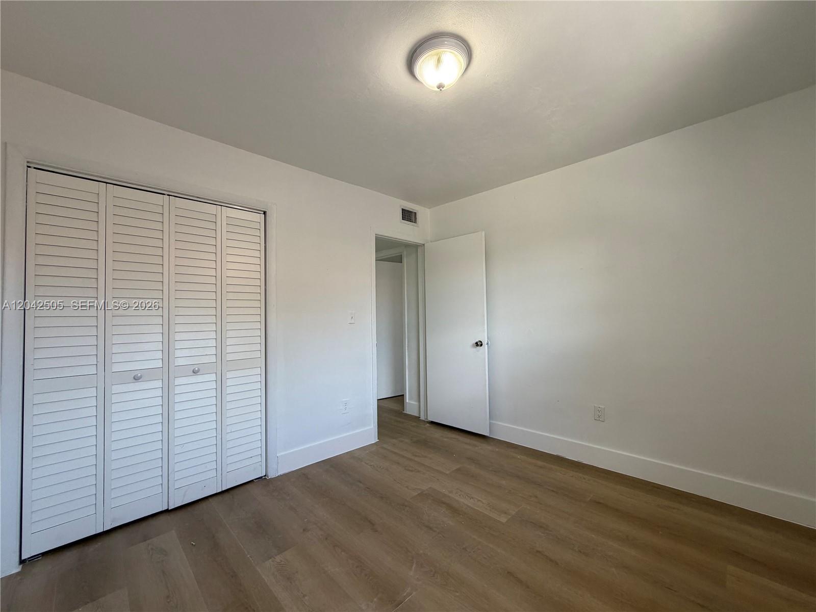 1021 NW 5th St # 6, Miami FL 33128 photo 4