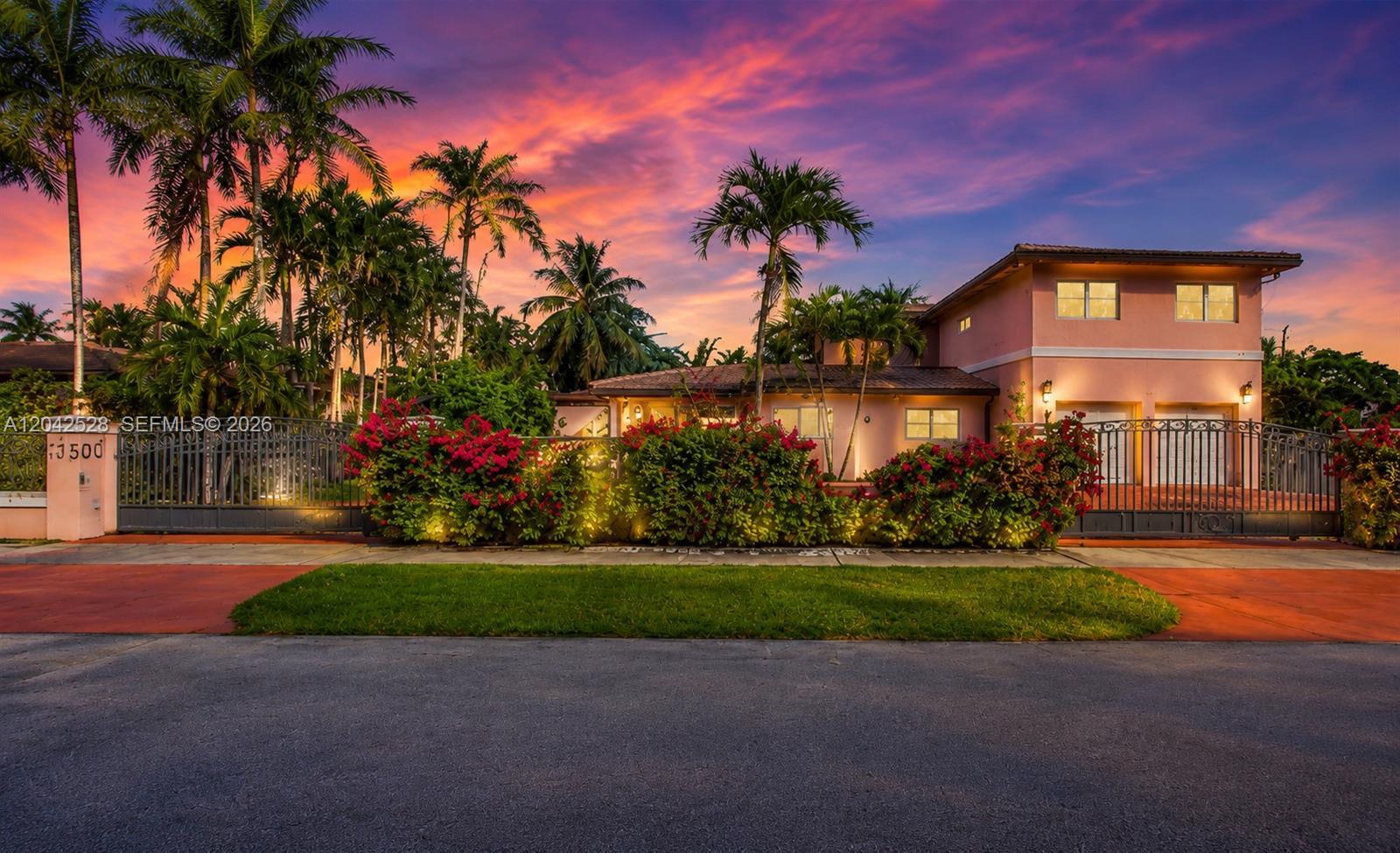 3135 SW 80th Ave, Miami FL 33155