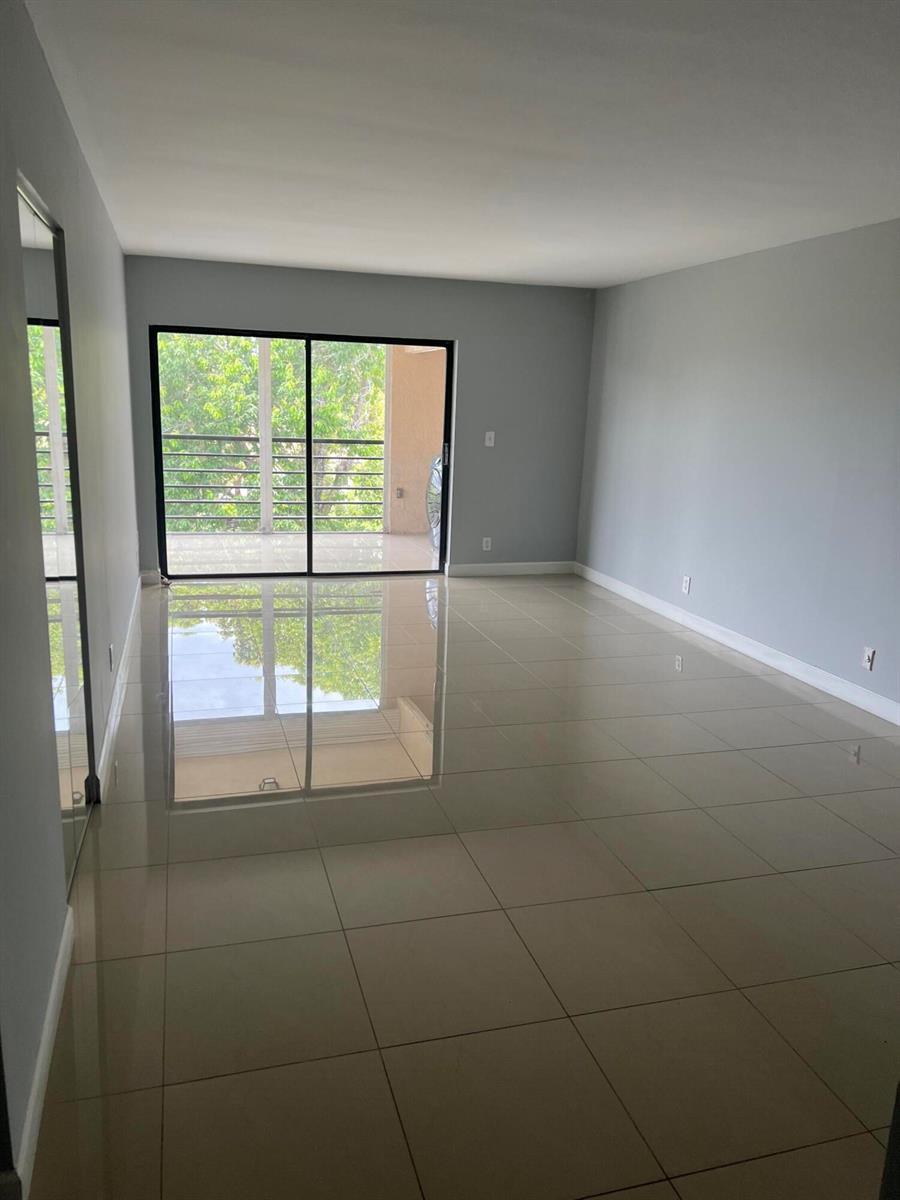 9235 SW 8th Street # 503, Boca Raton FL 33428 photo 2
