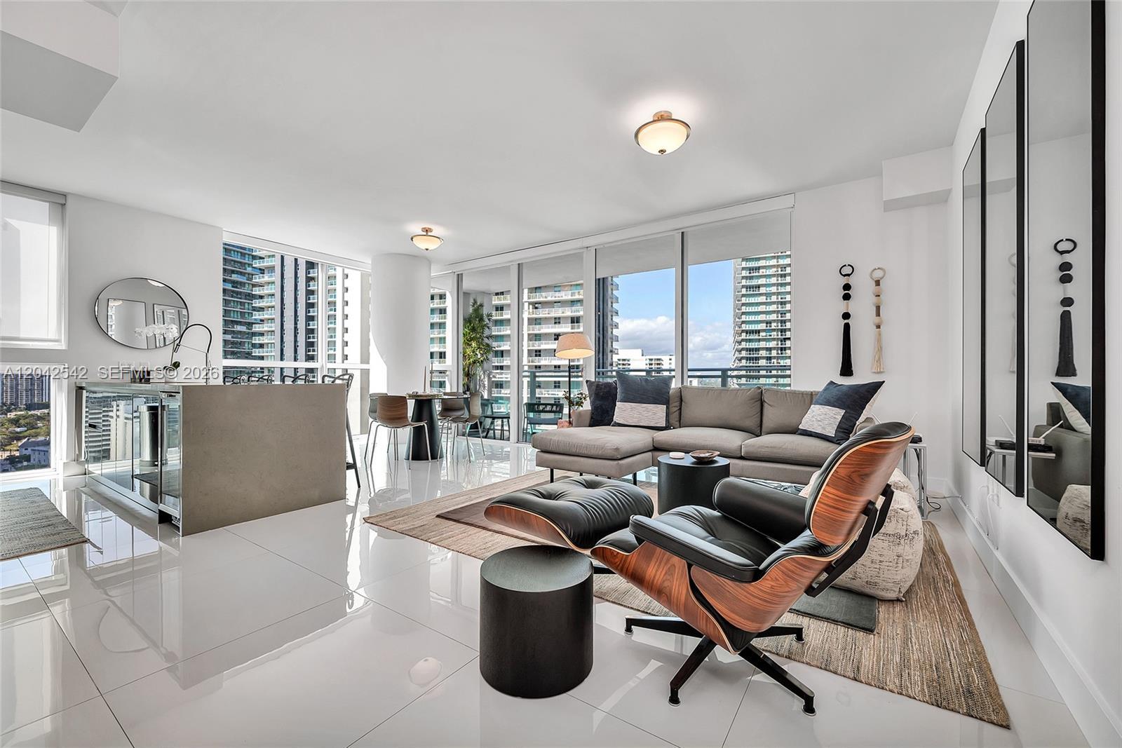 1080 Brickell Ave # 1601, Miami FL 33131