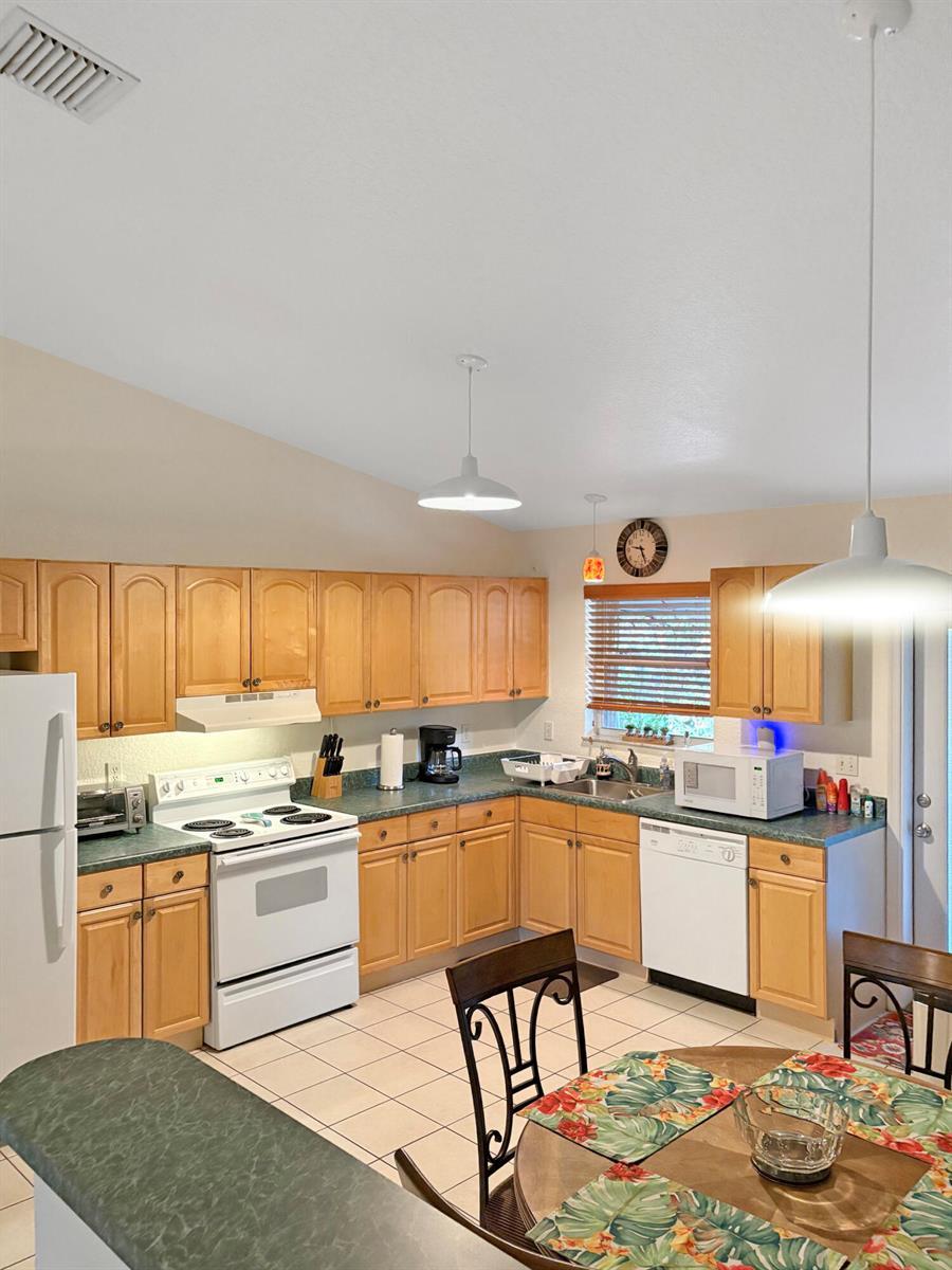 6580 SW 49th Street, Davie FL 33314 photo 4
