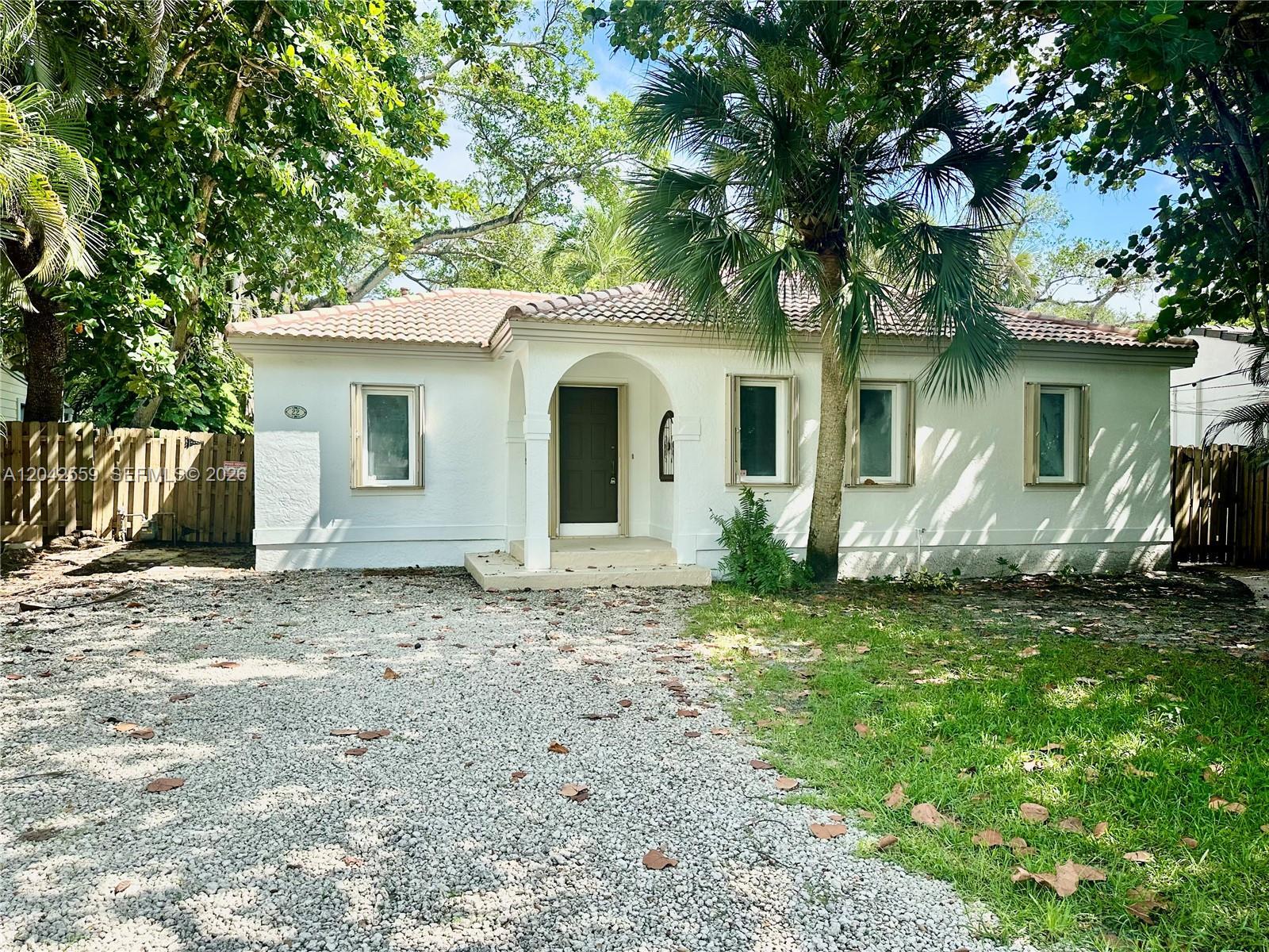 22 SE 11th St # 22, Fort Lauderdale FL 33316 photo 3