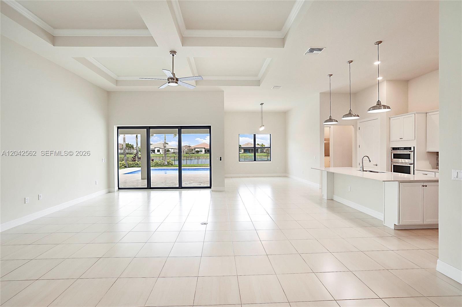9117 Balsamo Dr, Palm Beach Gardens FL 33412 photo 5