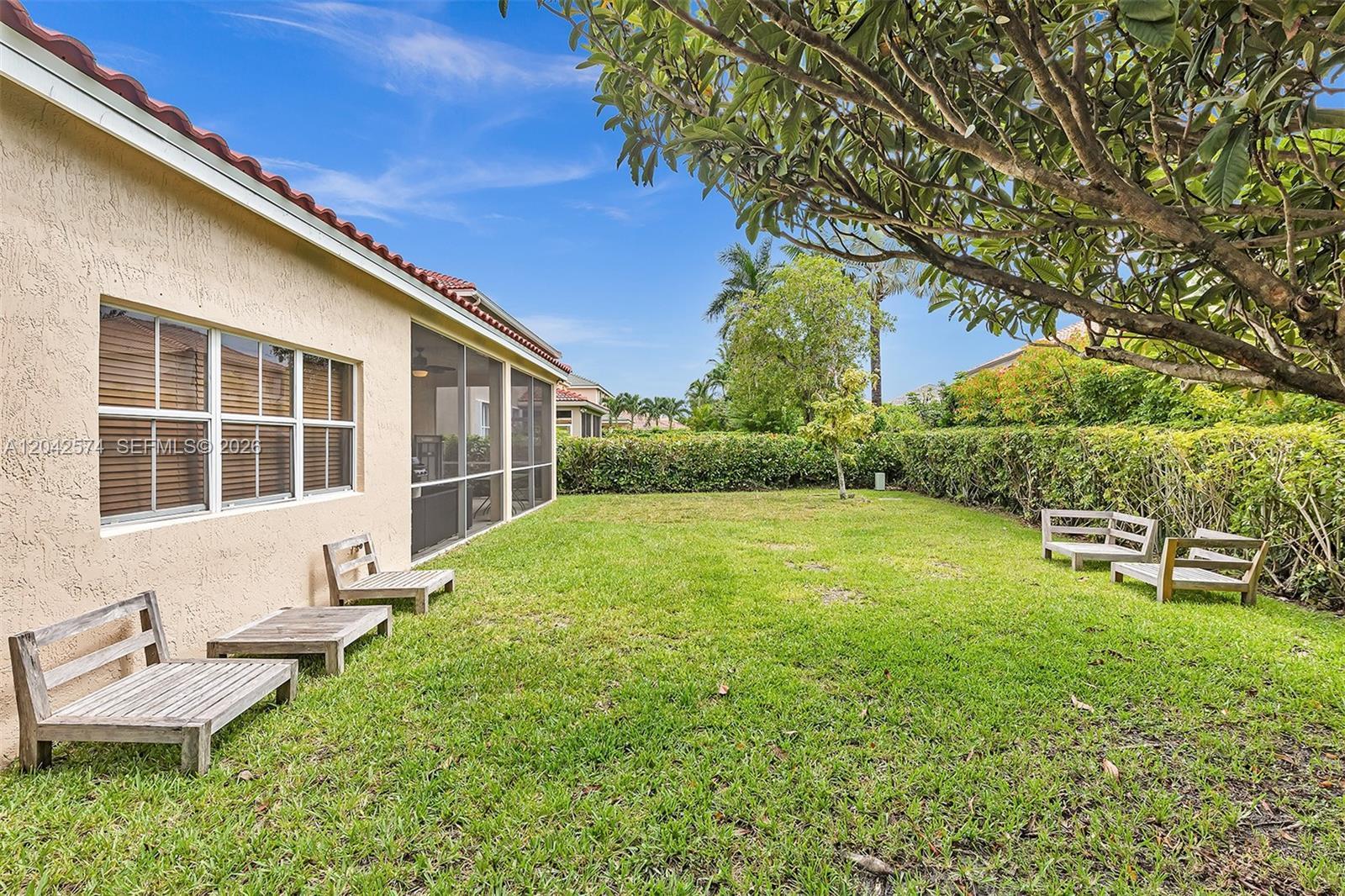 3711 Falcon Ridge Cir, Weston FL 33331 photo 4
