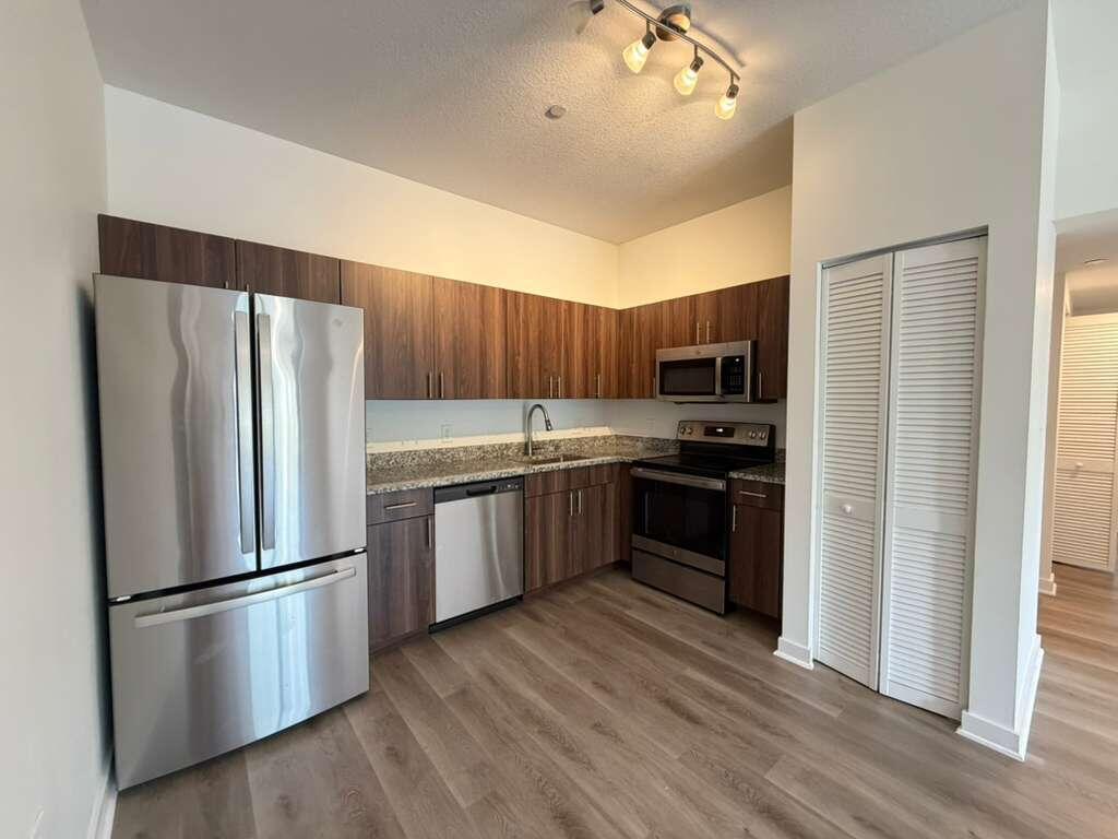 4260 Lakewood Road # 205, FL 33461