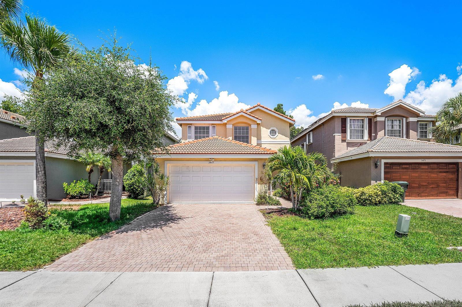 5477 Queenship Court, FL 33463