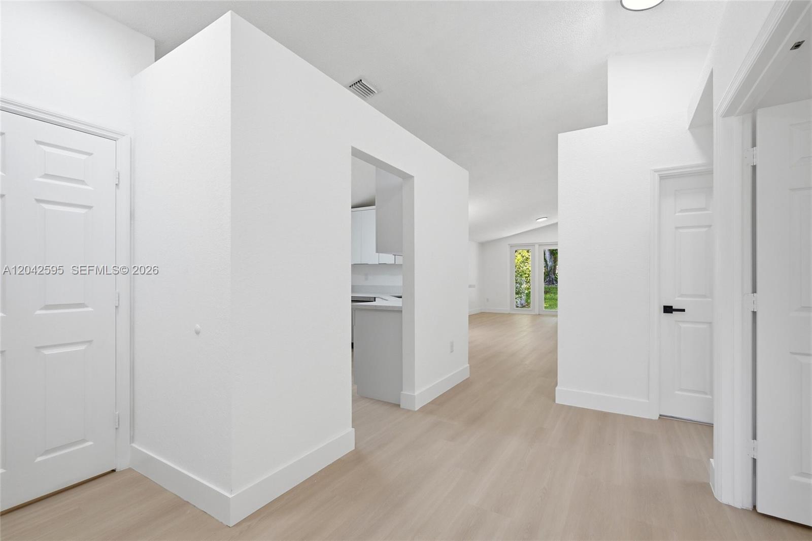 4114 Sapphire St, Weston FL 33331 photo 2