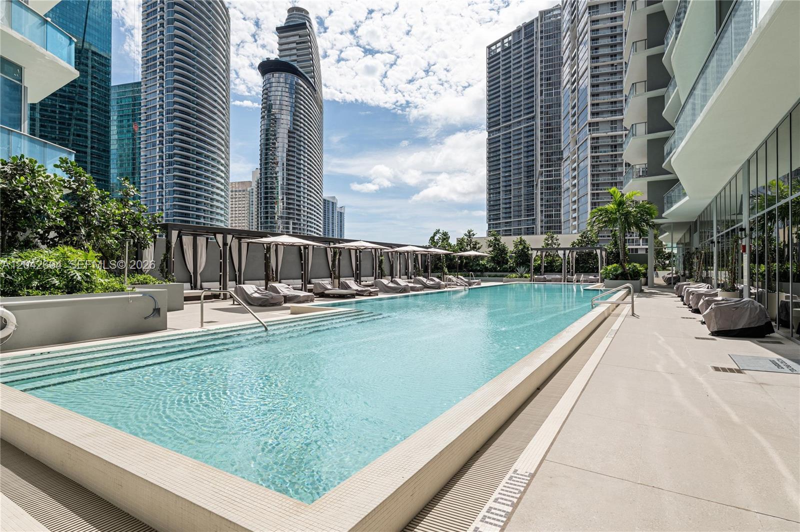 77 SE 5th ST # 3001, Miami FL 33131 photo 4