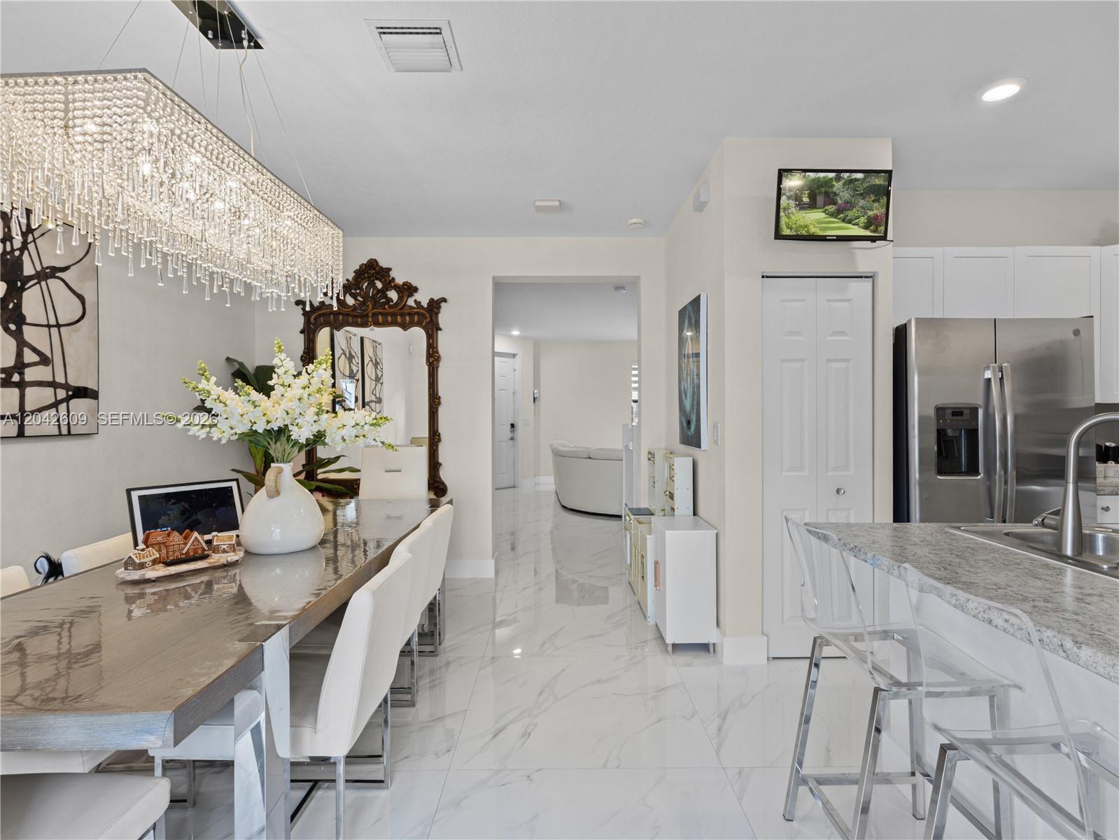 3347 W 106th Ter, Hialeah FL 33018 photo 3