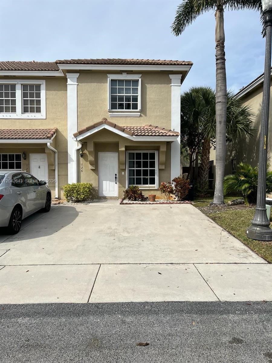 726 SW 122nd Ave # 726, Pembroke Pines FL 33025 photo 3