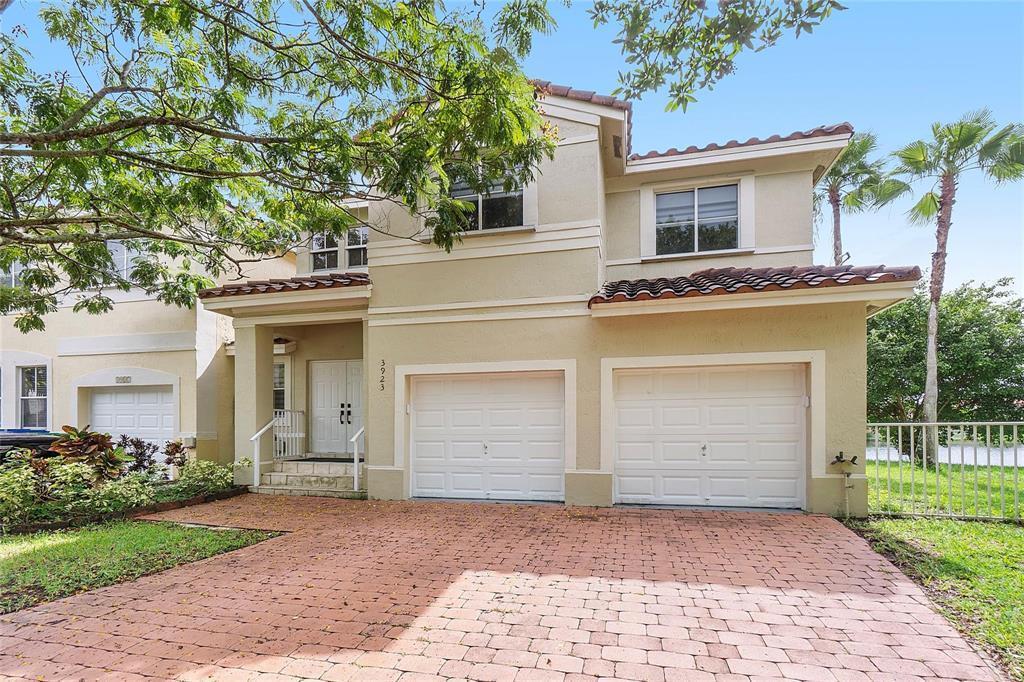 3923 SW 169th Terrace, Miramar FL 33027 photo 2