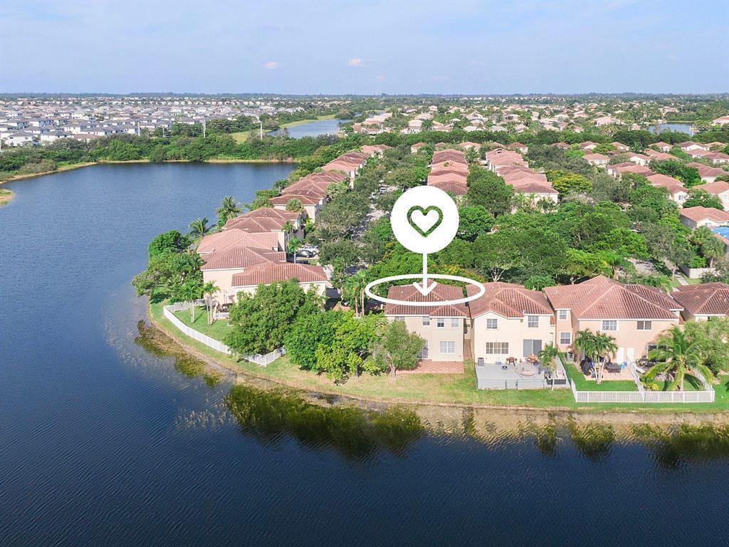 3923 SW 169th Terrace, Miramar FL 33027 photo 3