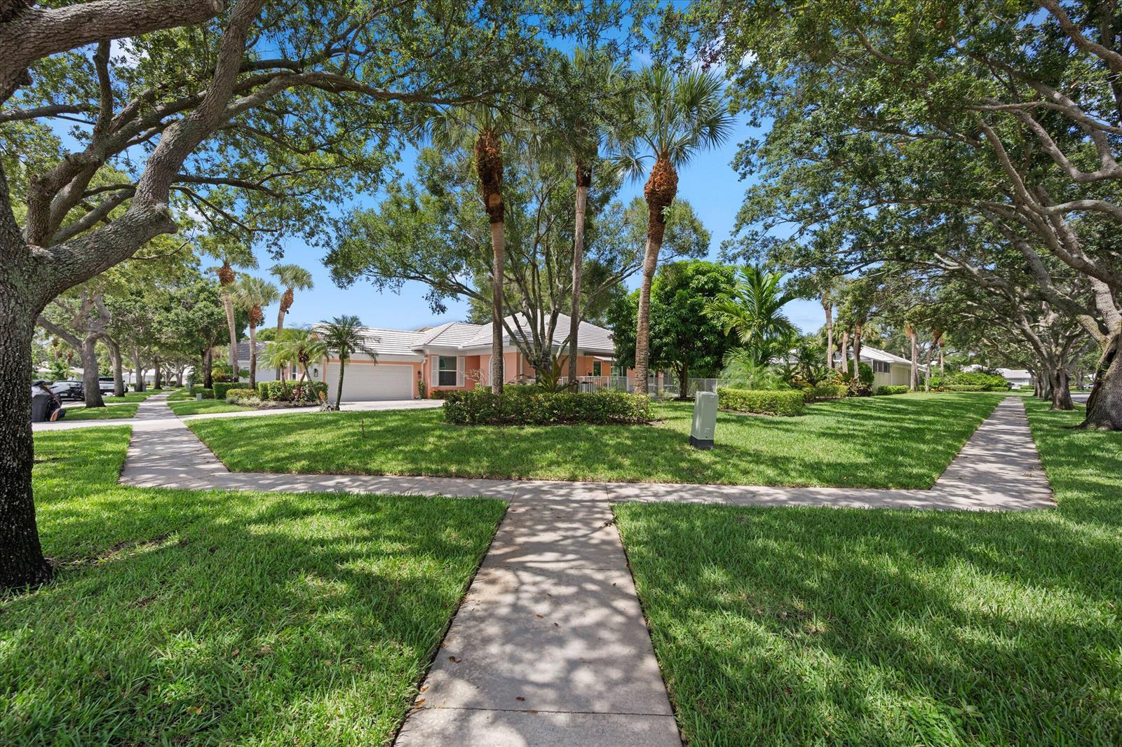 8488 Beaconhill Road, Palm Beach Gardens FL 33410 photo 4