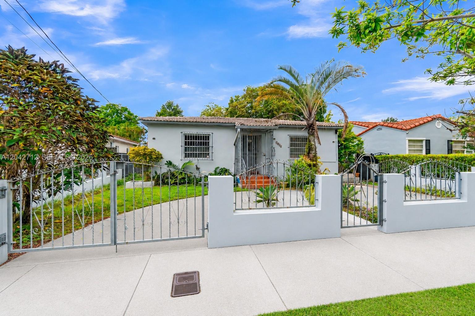 3260 SW 2nd St, Miami FL 33135 photo 2