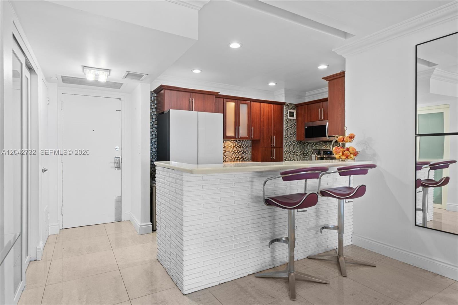 20100 W Country Club Dr, Aventura FL 33180 photo 4