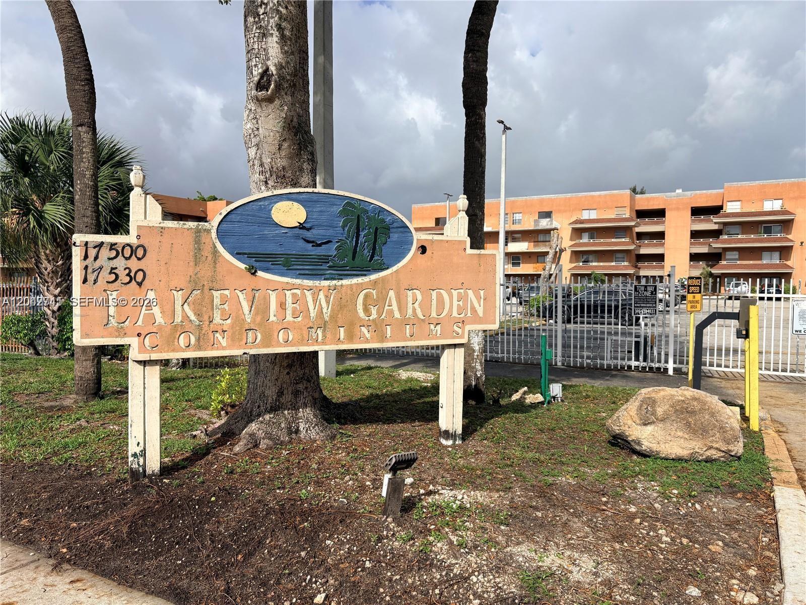 17600 NW 68th Ave # B2004, Hialeah FL 33015