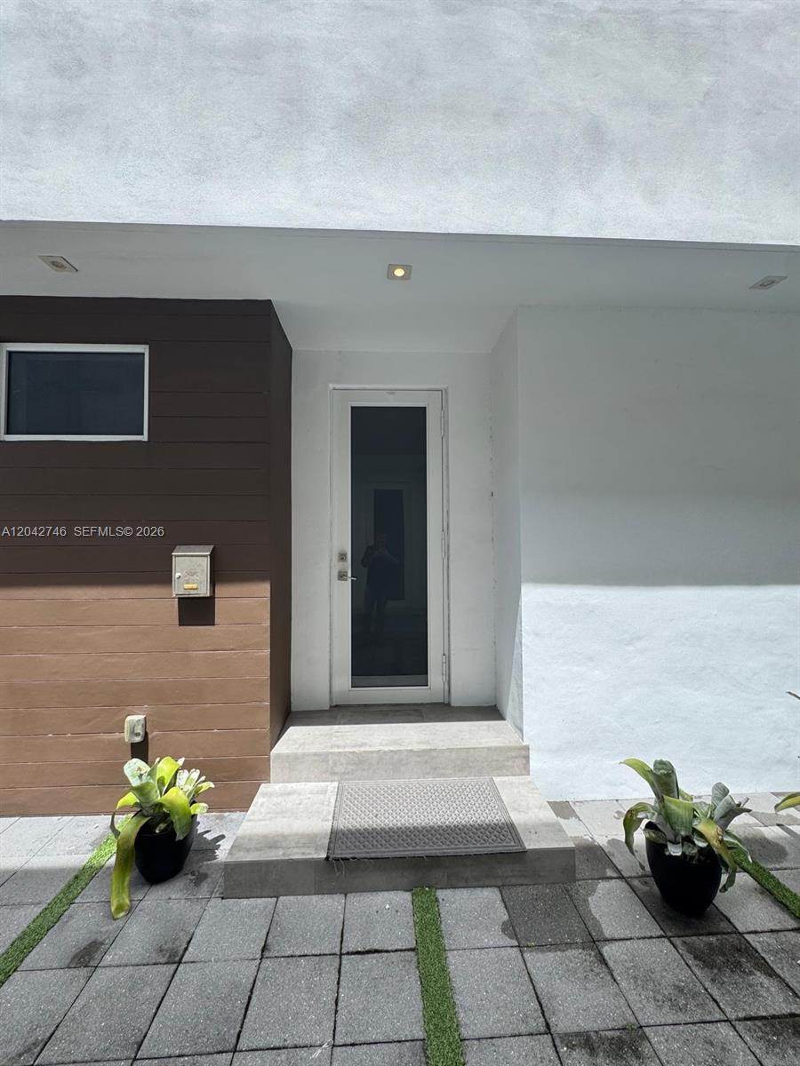 2947 SW 27th Ter # 0, Miami FL 33133 photo 3