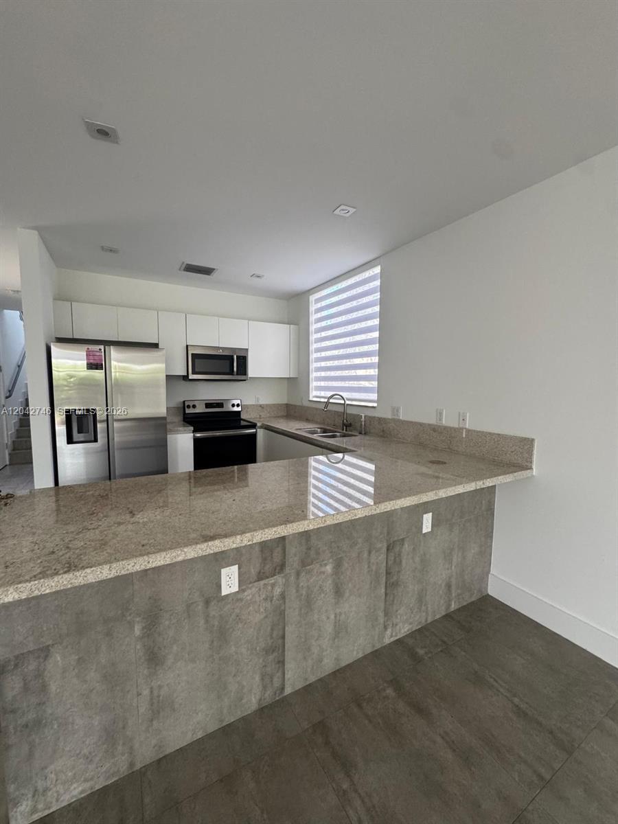 2947 SW 27th Ter # 0, Miami FL 33133 photo 5