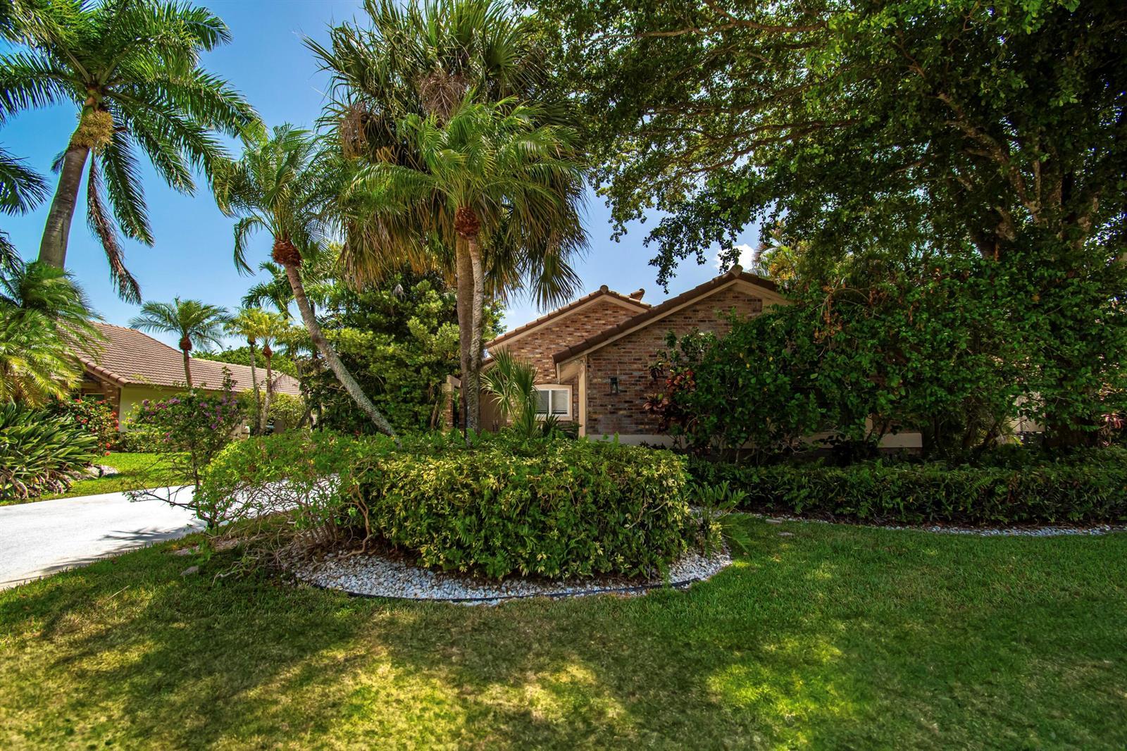 10562 Fenway Place, Boca Raton FL 33498 photo 2