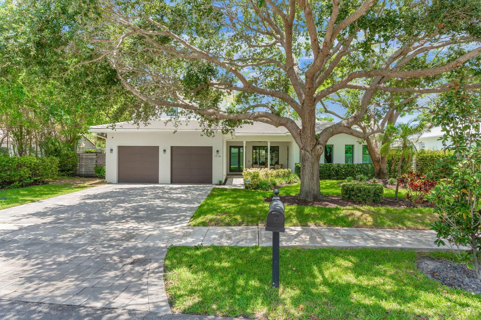 1716 Middle River Drive, Fort Lauderdale FL 33305 photo 2