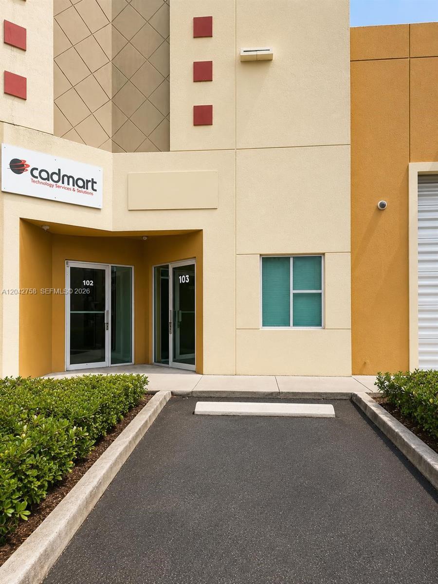 9450 NW 58th St, Doral FL 33178