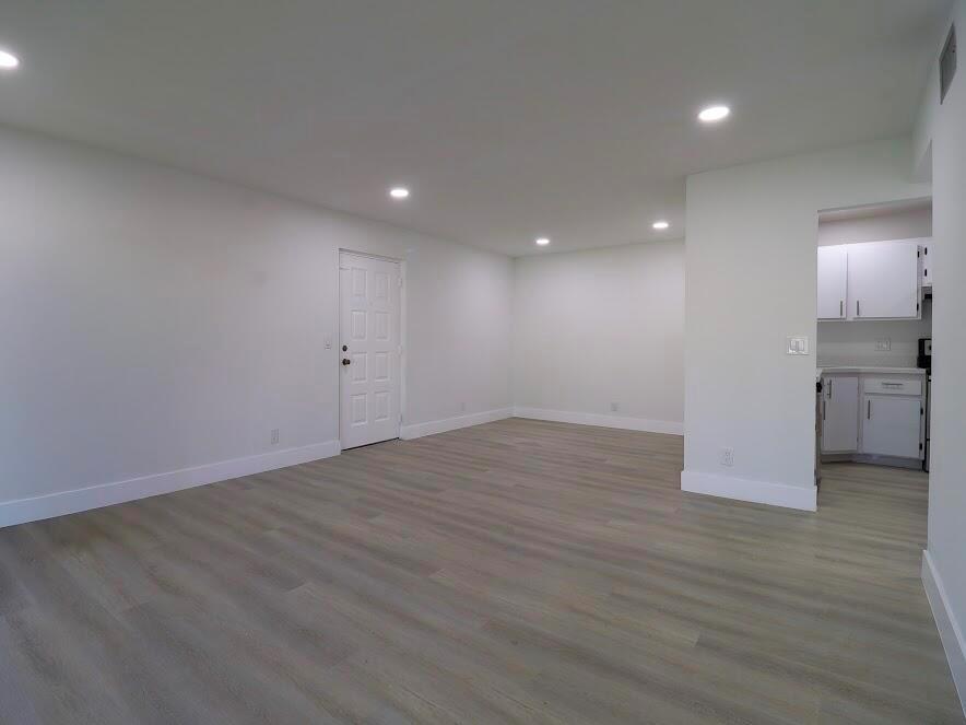614 Sea Pine Way # H2, FL 33415 photo 5