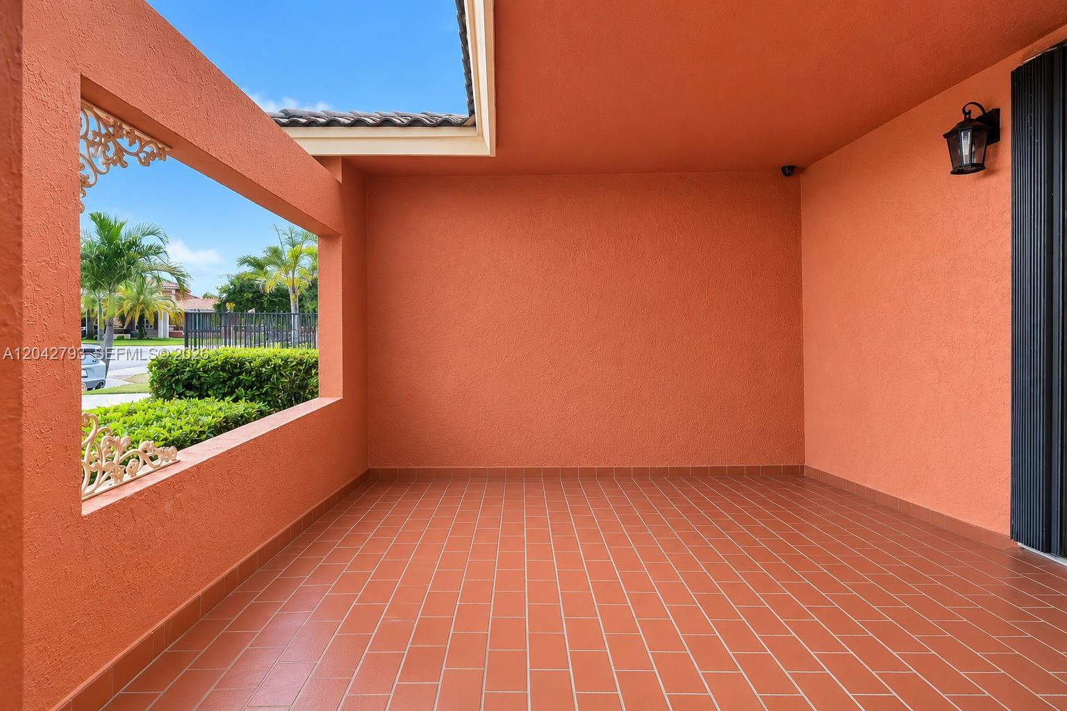 7365 N Augusta Dr, Hialeah FL 33015 photo 2