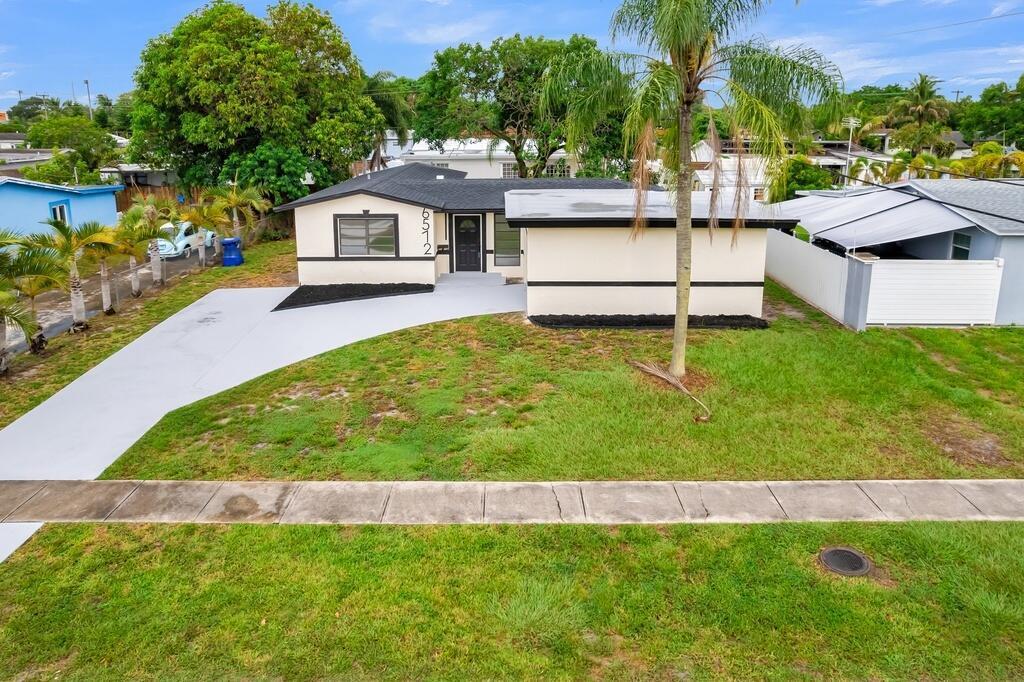 6572 Pierce Street, Hollywood FL 33024 photo 4