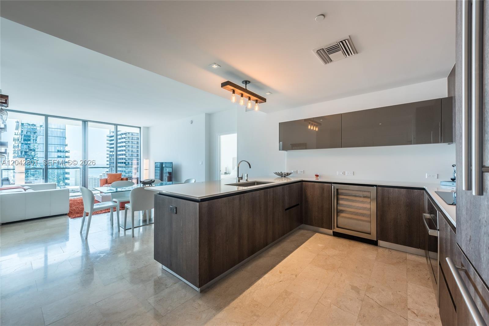 88 SW 7 Street # 3403, Miami FL 33130