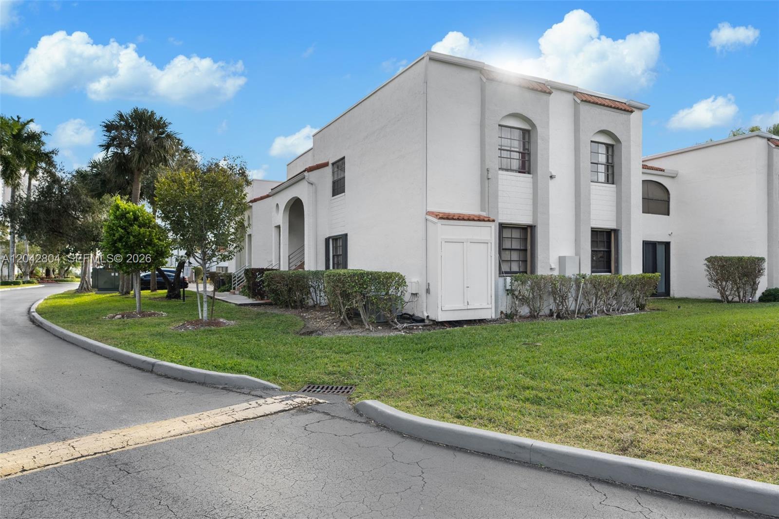 3571 Magellan Cir # 4, Aventura FL 33180