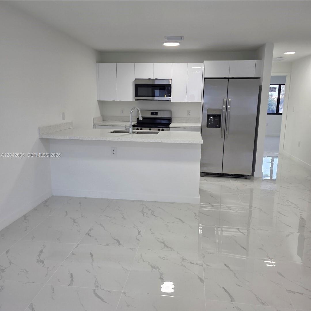 2729 NW 44 St # 2729, Miami FL 33142 photo 3