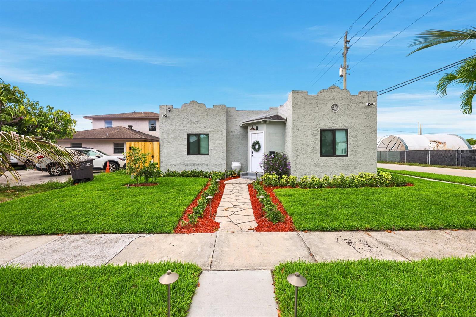 424 Putnam Road, West Palm Beach FL 33405 photo 3
