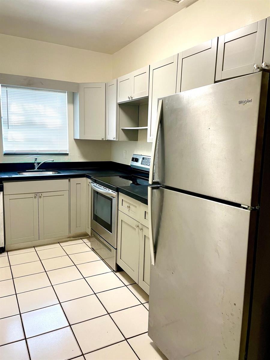 2308 Cleveland Street # e, Hollywood FL 33020 photo 2