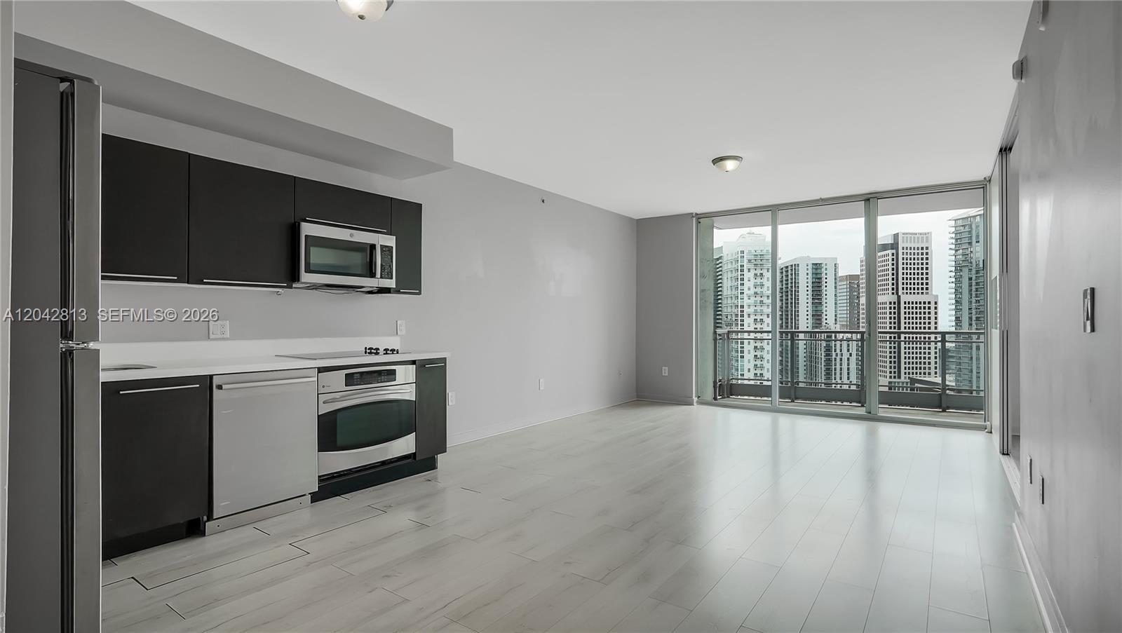 90 SW 3rd St # 3003, Miami FL 33130