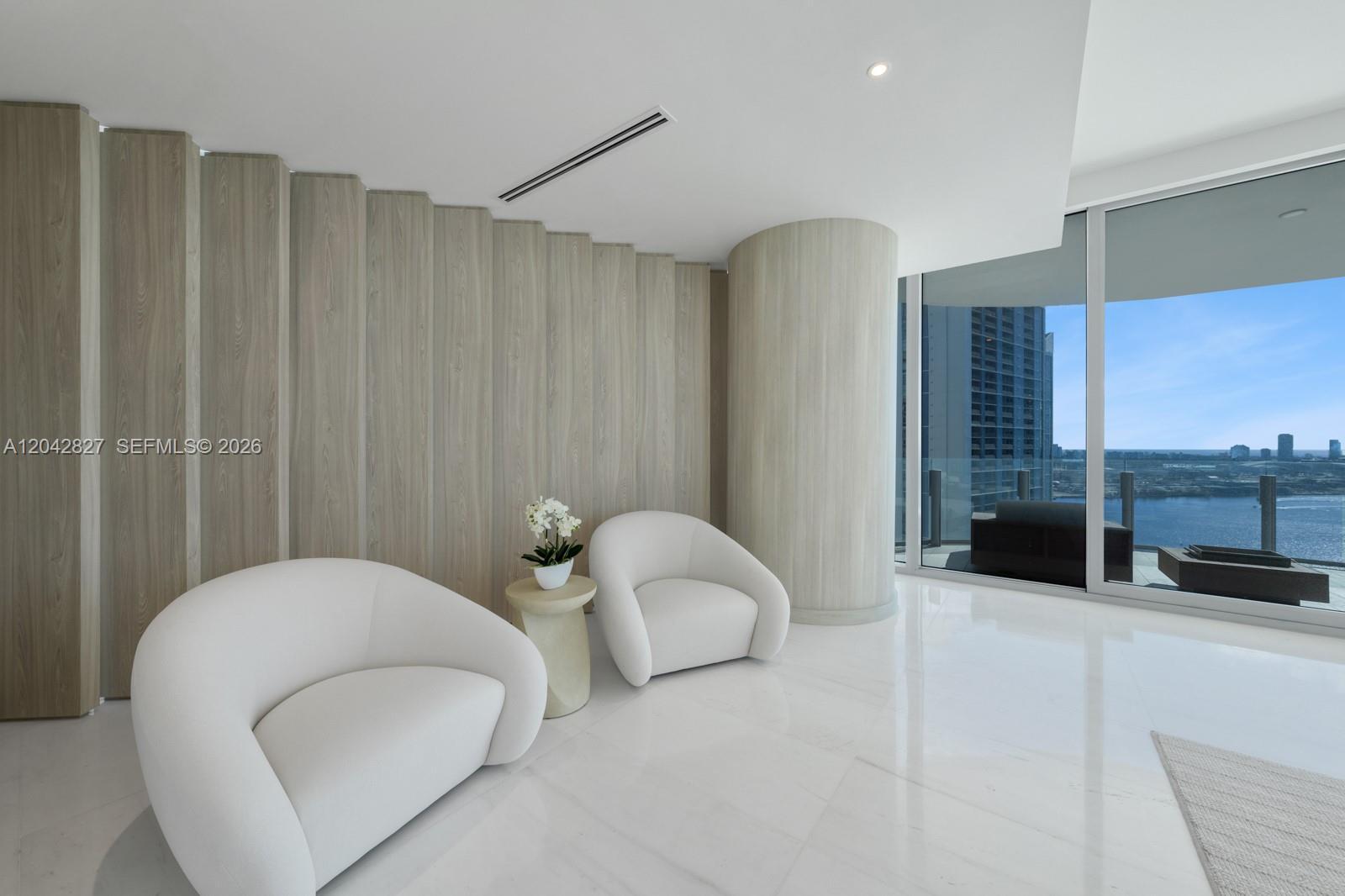 300 Biscayne Boulevard Way # 2701, Miami FL 33131 photo 5