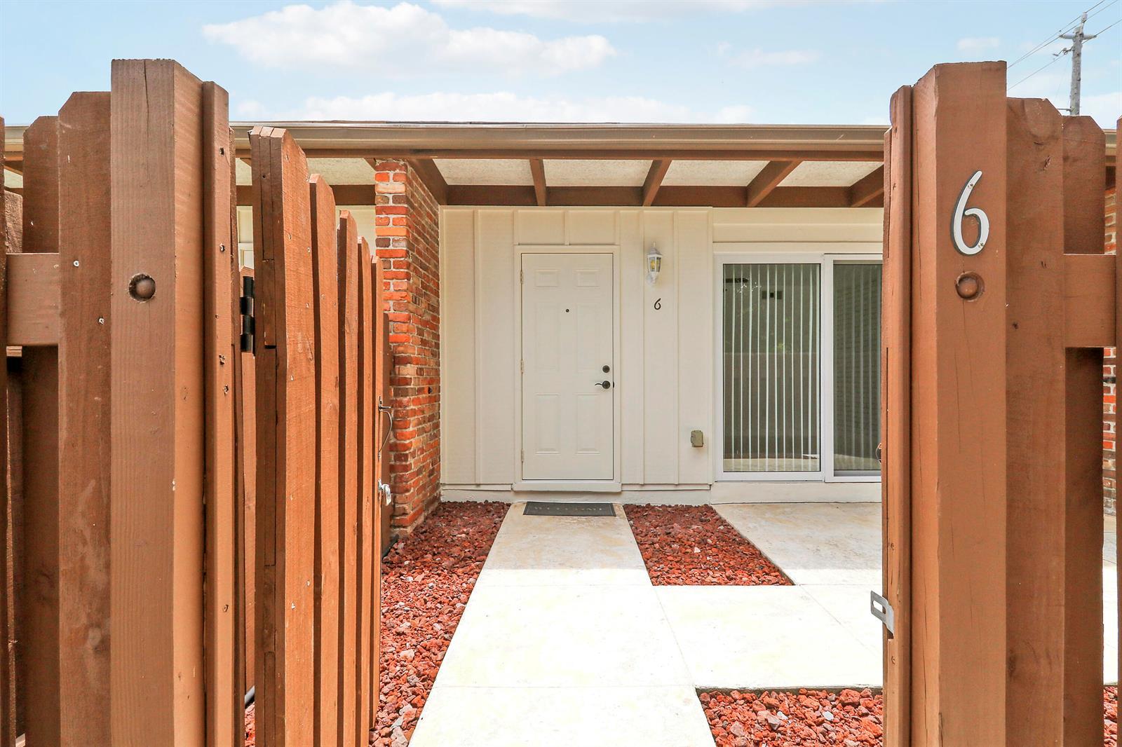 704 Omar Road # 6, West Palm Beach FL 33405 photo 4